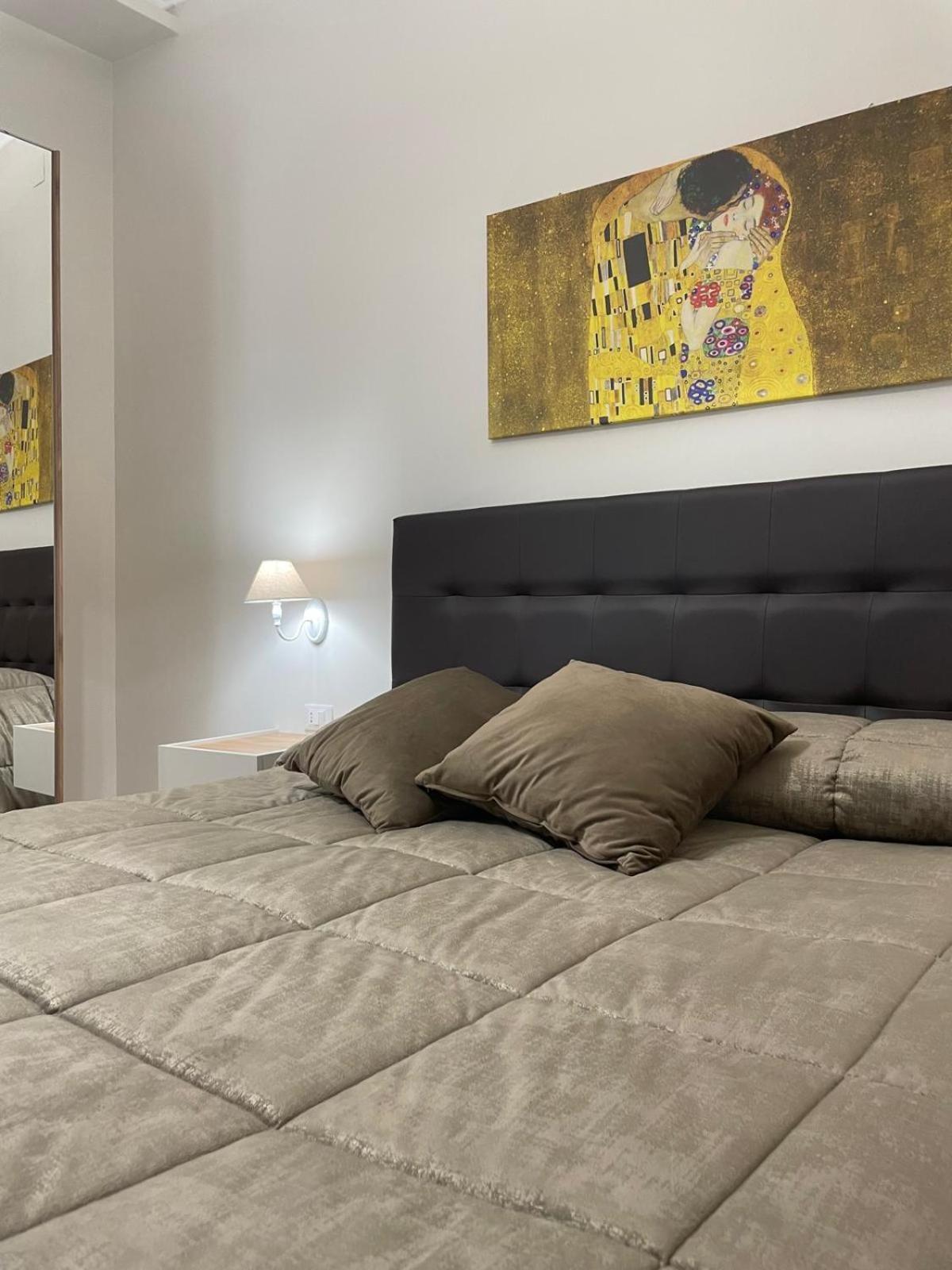 Luxury Apartament'S Celso ปาแลร์โม ภายนอก รูปภาพ